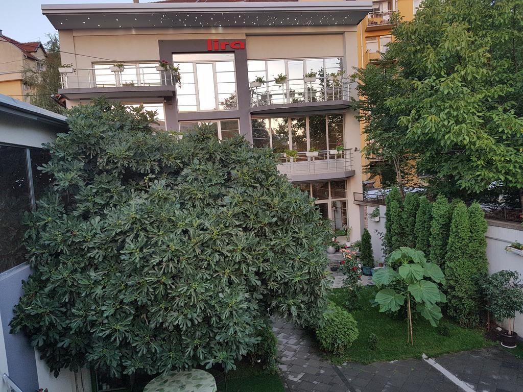 Lira Inn Ni Exteriör bild