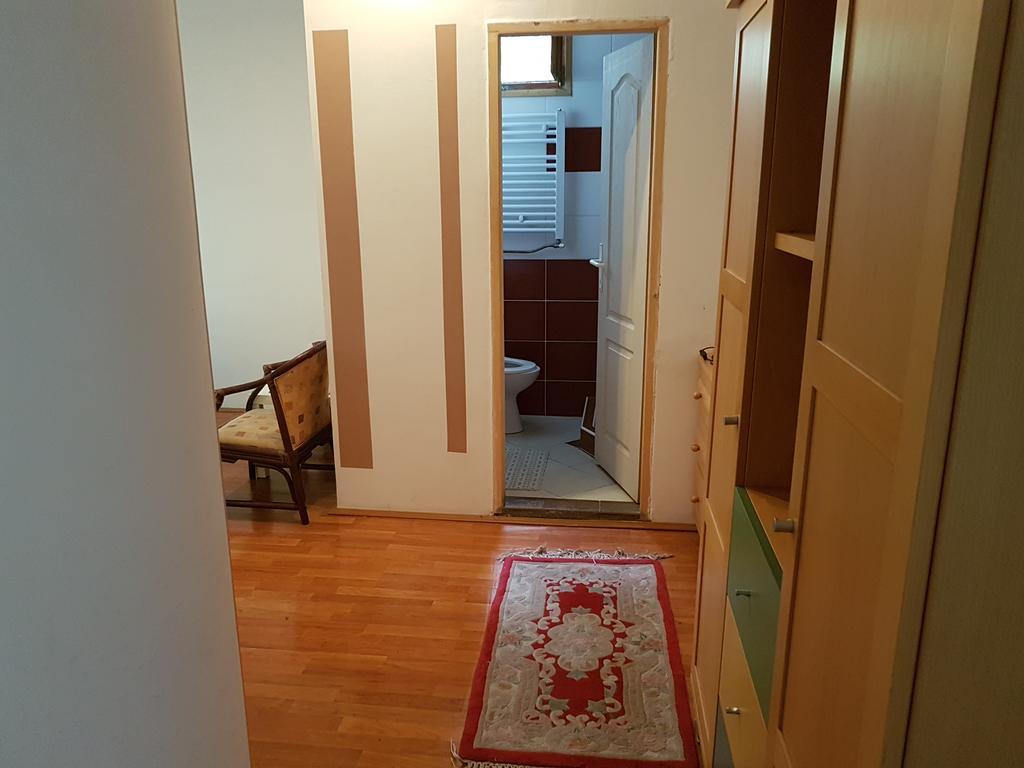 Lira Inn Ni Exteriör bild